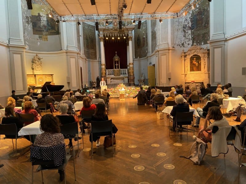 Uitvaartceremonie de Duif